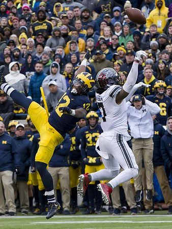 Chris Evans (12)