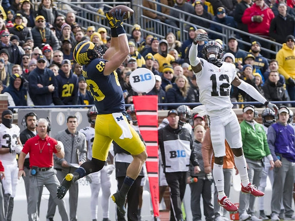 Zach Gentry (83)