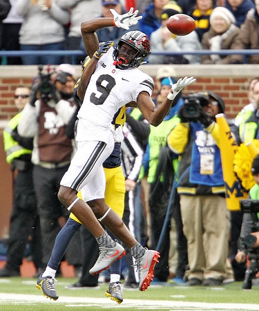 Lavert Hill (24)