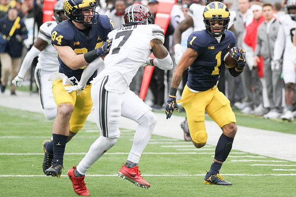 Sean McKeon (84) and Kekoa Crawford (1)