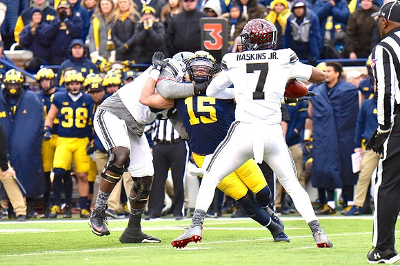 Chase Winovich (15)