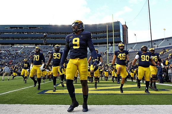Greg Robinson (79), Nolan Ulizio (70), Mike McCray (9), Michael Wroblewski (46), Bryan Mone (90), and Juwann Bushell-Beatty (76)