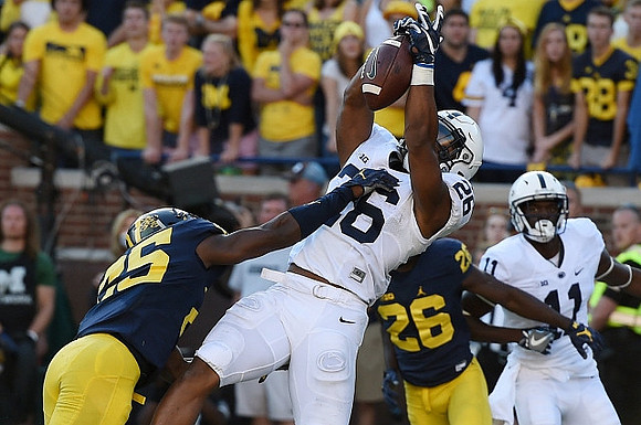 Dymonte Thomas (25) and Jourdan Lewis (26)