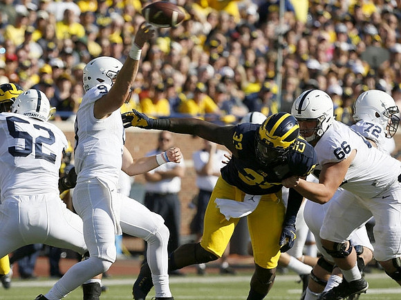Taco Charlton (33)