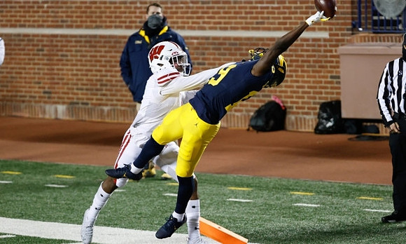 Mike Sainristil (19)