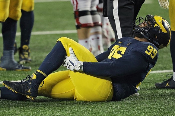 Donovan Jeter (95)