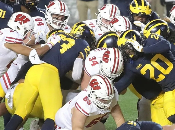 Taylor Upshaw (91), Michael Barrett (23), Christopher Hinton (15), and Brad Hawkins (20)