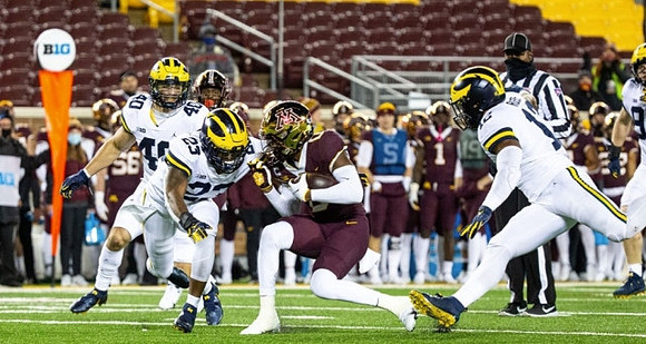 Michael Barrett (23), Ben VanSumeren (40), and Josh Ross (12)