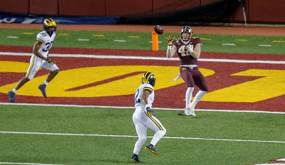 Daxton Hill (30) and Gemon Green (22)