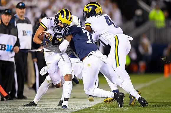 Ronnie Bell (8) and Nico Collins (4)