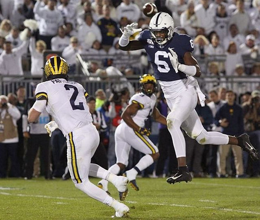 Shea Patterson (2) and Donovan Peoples-Jones (9)