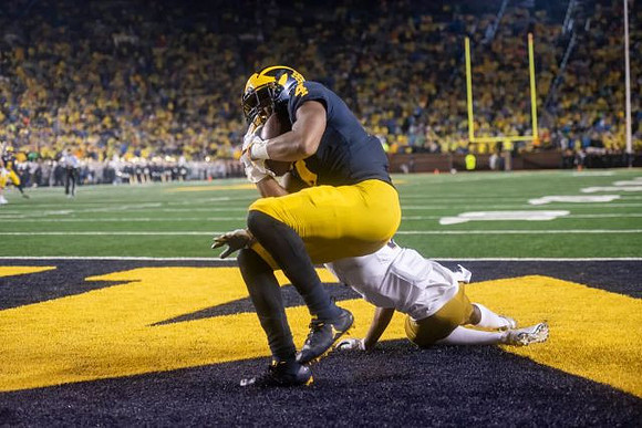 Nico Collins (4)