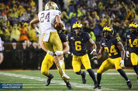 Jordan Glasgow (29), Josh Uche (6), Lavert Hill (24), and Josh Metellus (14)