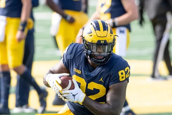 Nick Eubanks (82)