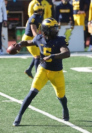 Ronnie Bell (8) and Joe Milton (5)
