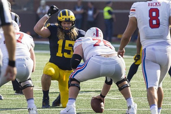 Chase Winovich (15)
