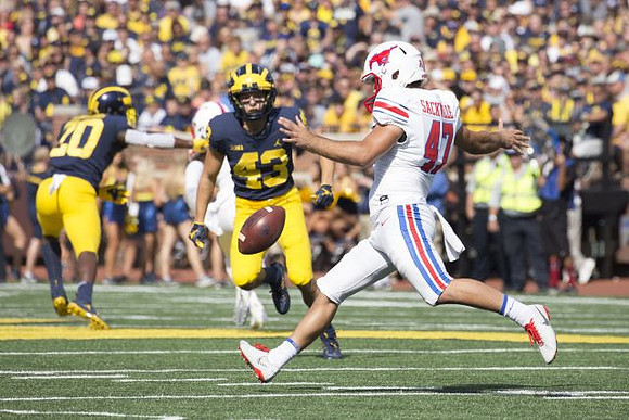 Brad Hawkins (20) and Jordan Anthony (34)