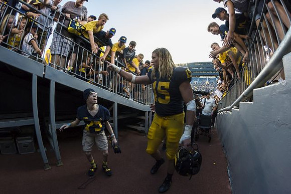 Chase Winovich (15)