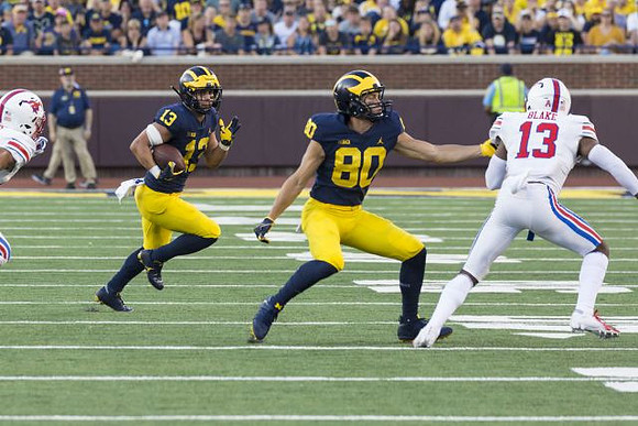 Tru Wilson (13) and Oliver Martin (80)