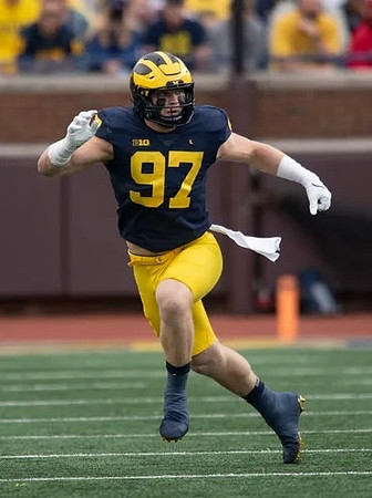 Aidan Hutchinson (97)