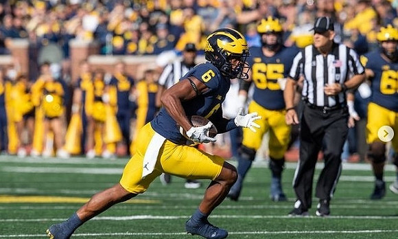 Cornelius Johnson (6), and Zak Zinter (65)