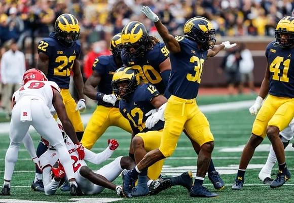Gemon Green (22), Josh Ross (12), Brad Hawkins (2), Mike Morris (90), Daxton Hill (30), and Nikhai Hill-Green (41)