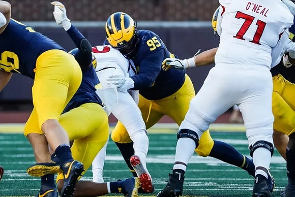 Donovan Jeter (95)