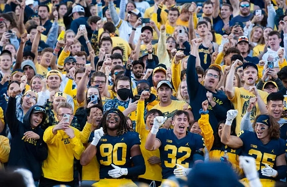 Mike Morris (90), Nolan Knight (32), and Caden Kolesar (35)