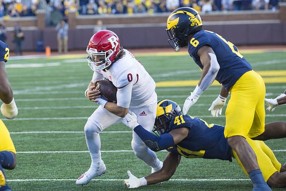 Nikhai Hill-Green (41), and R.J. Moten (6)