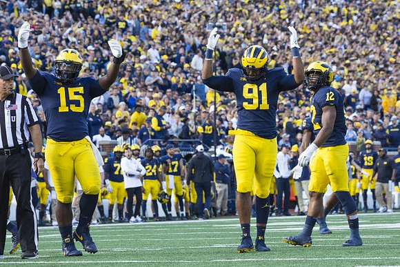Christopher Hinton (15), Taylor Upshaw (91), and Josh Ross (12)