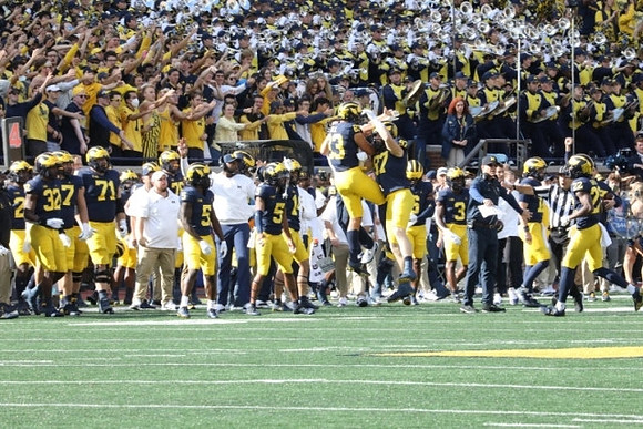 Erick All (83), and Aidan Hutchinson (97)