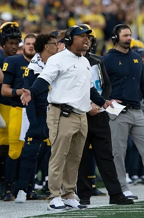 Mike Hart, and Ronnie Bell (8)