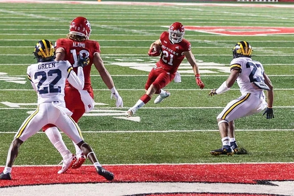 Gemon Green (22) and Michael Barrett (23)