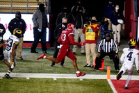 Michael Barrett (23) and Vincent Gray (4)