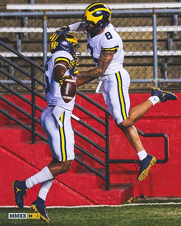 Cornelius Johnson (6) and Ronnie Bell (8)