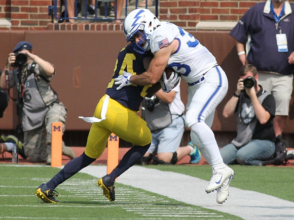 Lavert Hill (24)
