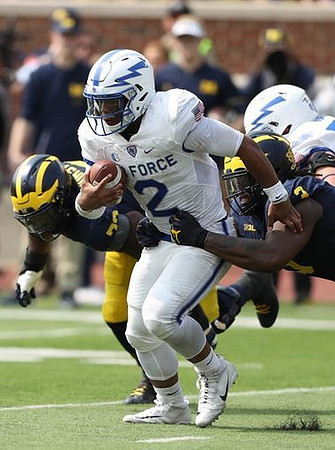 Maurice Hurst (73) and Rashan Gary (3)