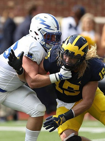 Chase Winovich (15)