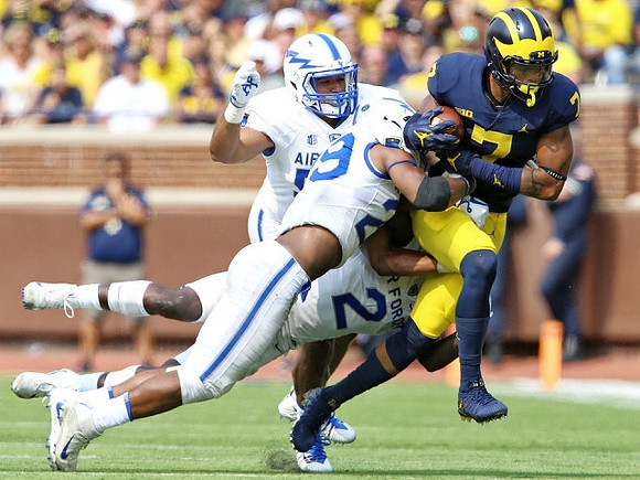 Tarik Black (7)