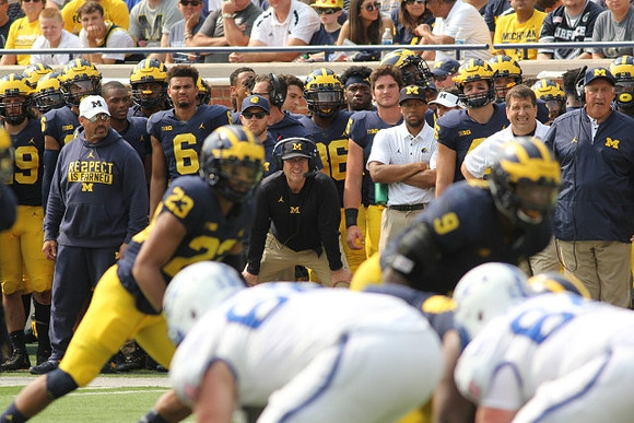 Tyree Kinnel (23) and Mike McCray (9)