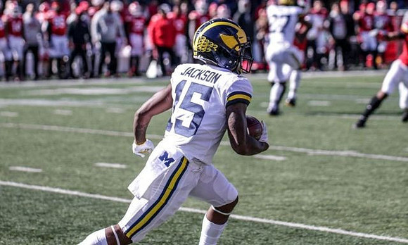 Giles Jackson (15) and Hunter Reynolds (27)