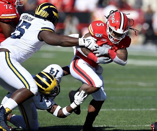 Josh Metellus (14) and Christopher Hinton (15)