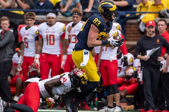 Zach Gentry (83)