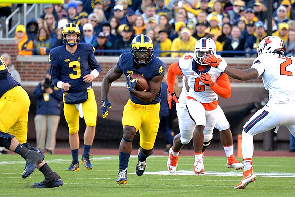 Wilton Speight (3) and De'Veon Smith (4)