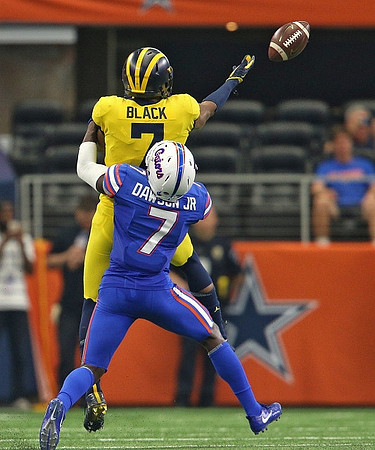 Tarik Black (7)