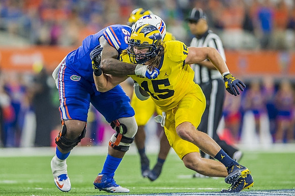 Chase Winovich (15)