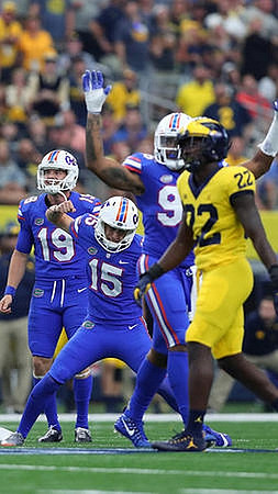 Karan Higdon (22)