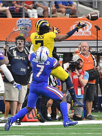 Tarik Black (7)