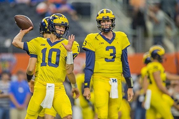 Dylan McCaffrey (10) and Brad Robbins (3)