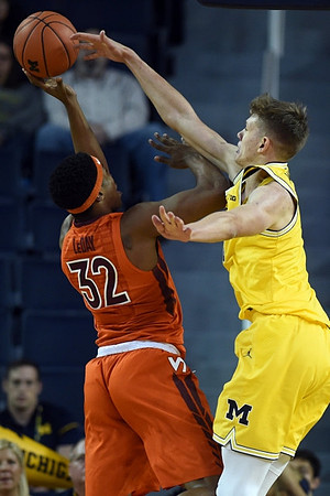Moritz Wagner (13)